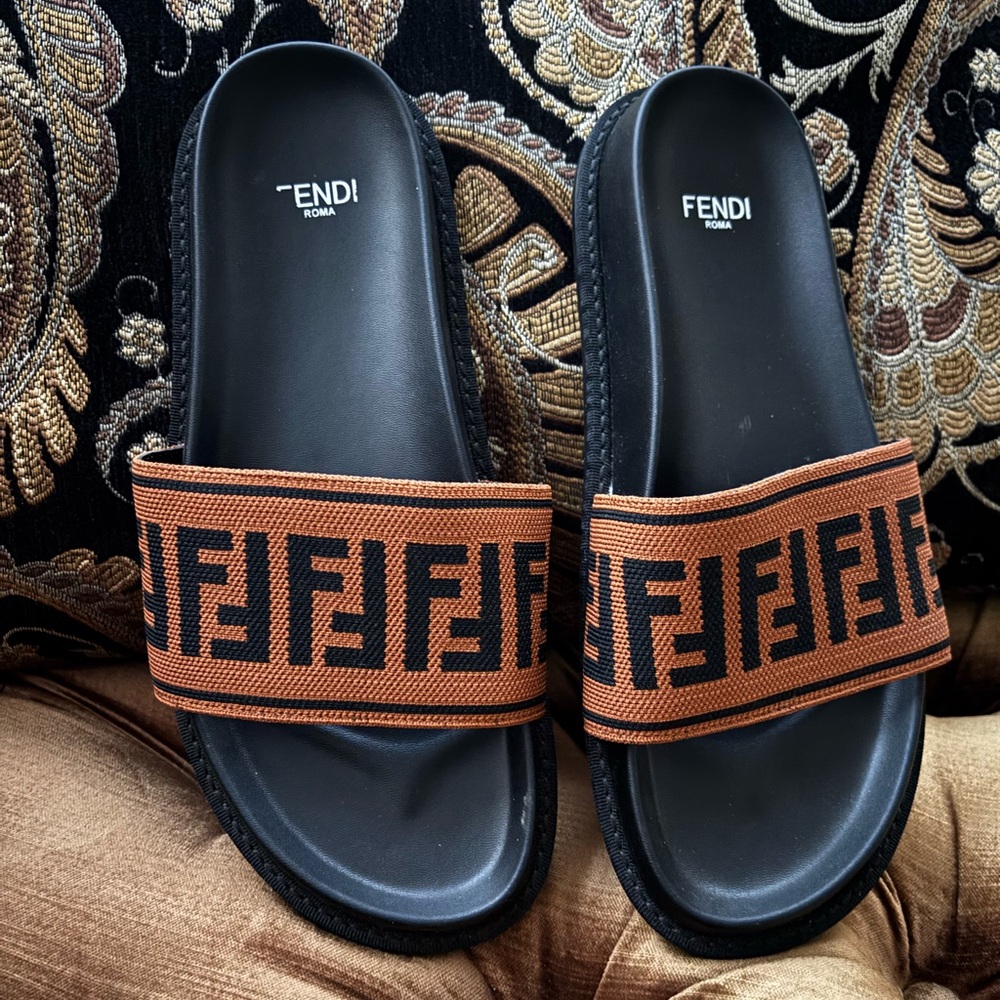 Fendi Men's Black and Orange Slide Sandals